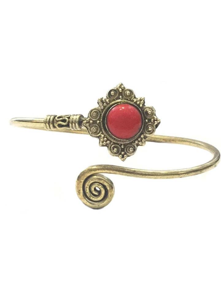 Curled Stone Bracelet for wholesale by Urbiana