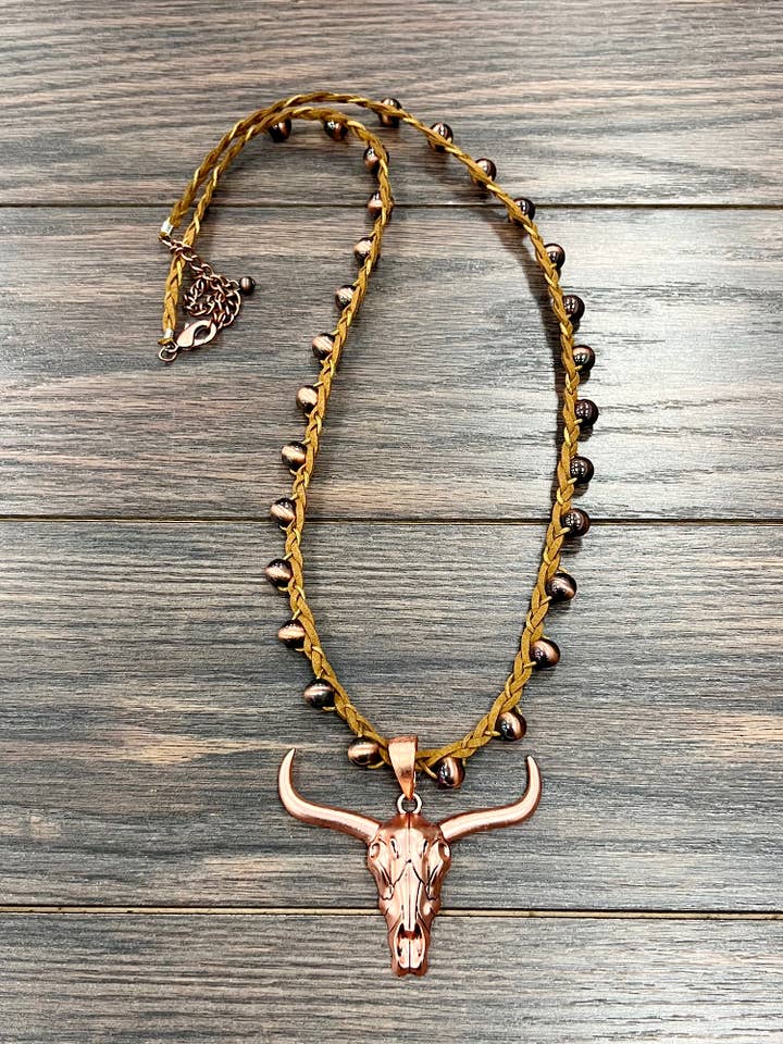 739125, Colar Artesanal de Camurça Longhorn por atacado de ISAC Trading Inc