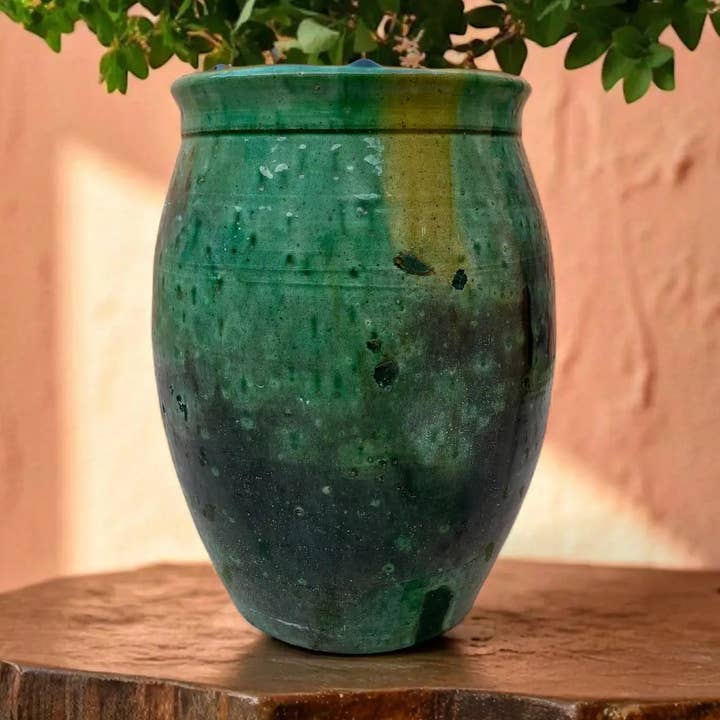 Tamegroute Jar Vase – Handmade Green Moroccan Pottery (22 cm) for wholesale by Moroccantastics