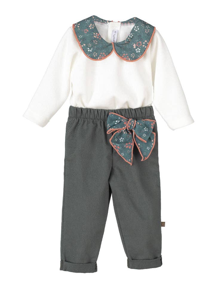 Green Reims girl set with trousers for wholesale on Faire