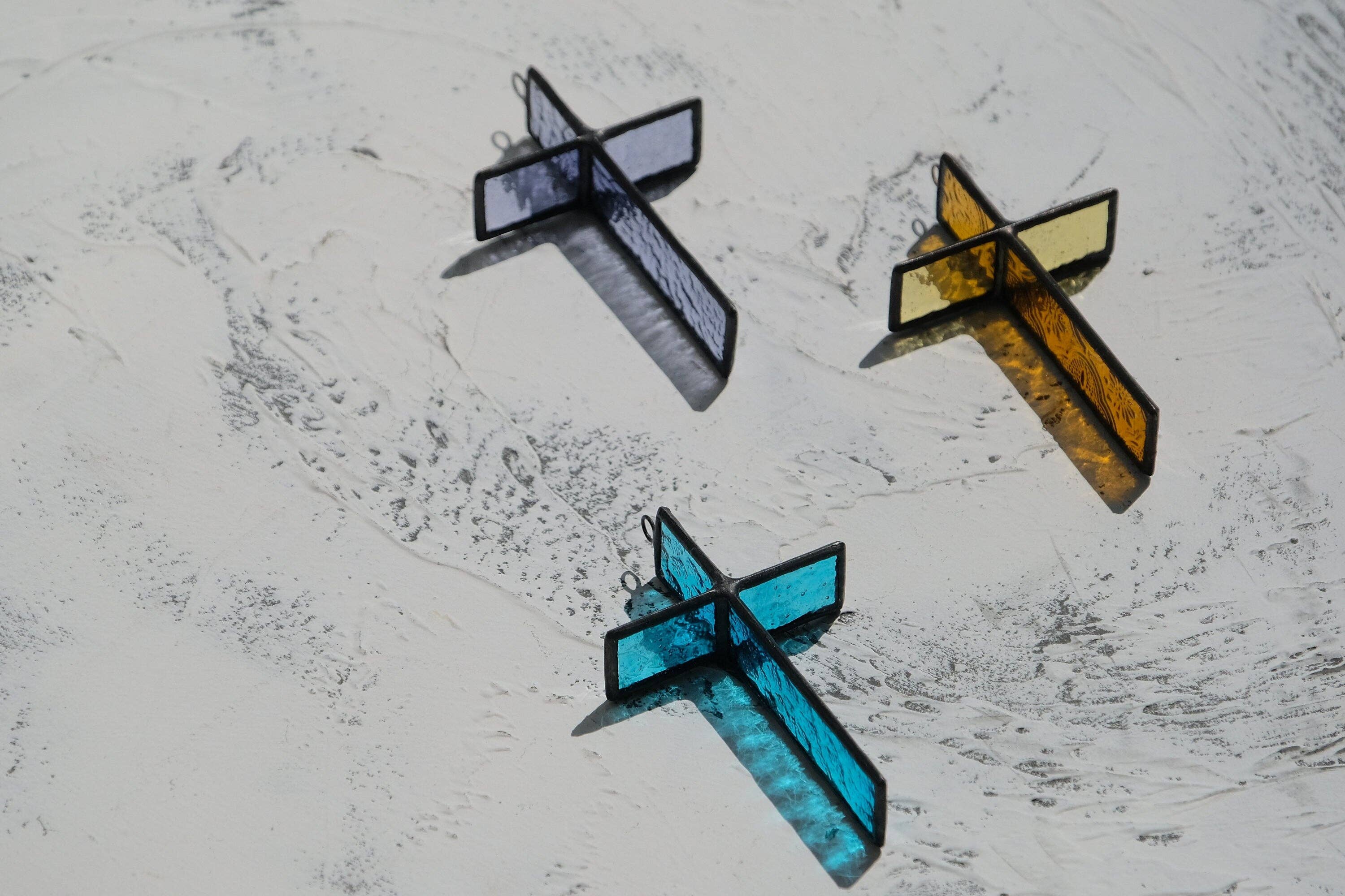 LuminaSalina - Wholesale Suncatcher - Sun Catcher - Christian Cross Stained Glass Jesus Christ Christian Gift Car Charm Home Decor1