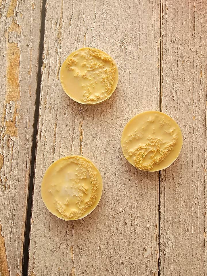 Lav/Lem Loofah Soap for wholesale by Inspire Me Beauty