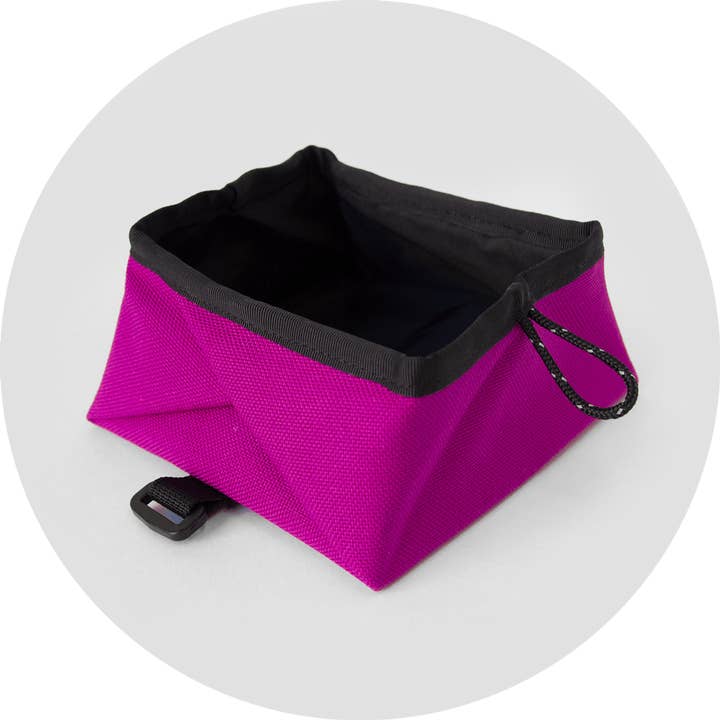 Montara Pop-Up Travel Dog Bowl for wholesale by Wildebeest