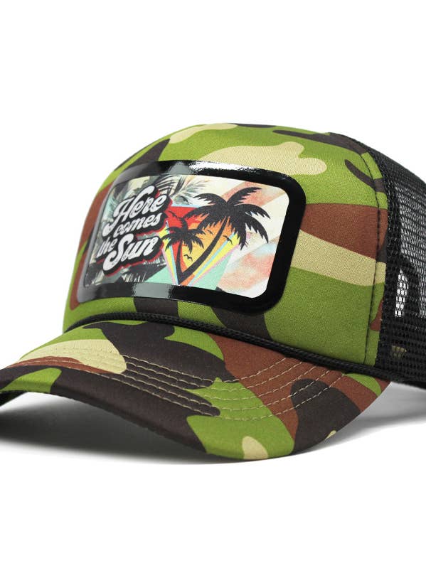CAPPELLO DA CAMIONISTA HERE COMES THE SUN (MIMETICO) per la vendita all'ingrosso da parte di Insane Gene USA
