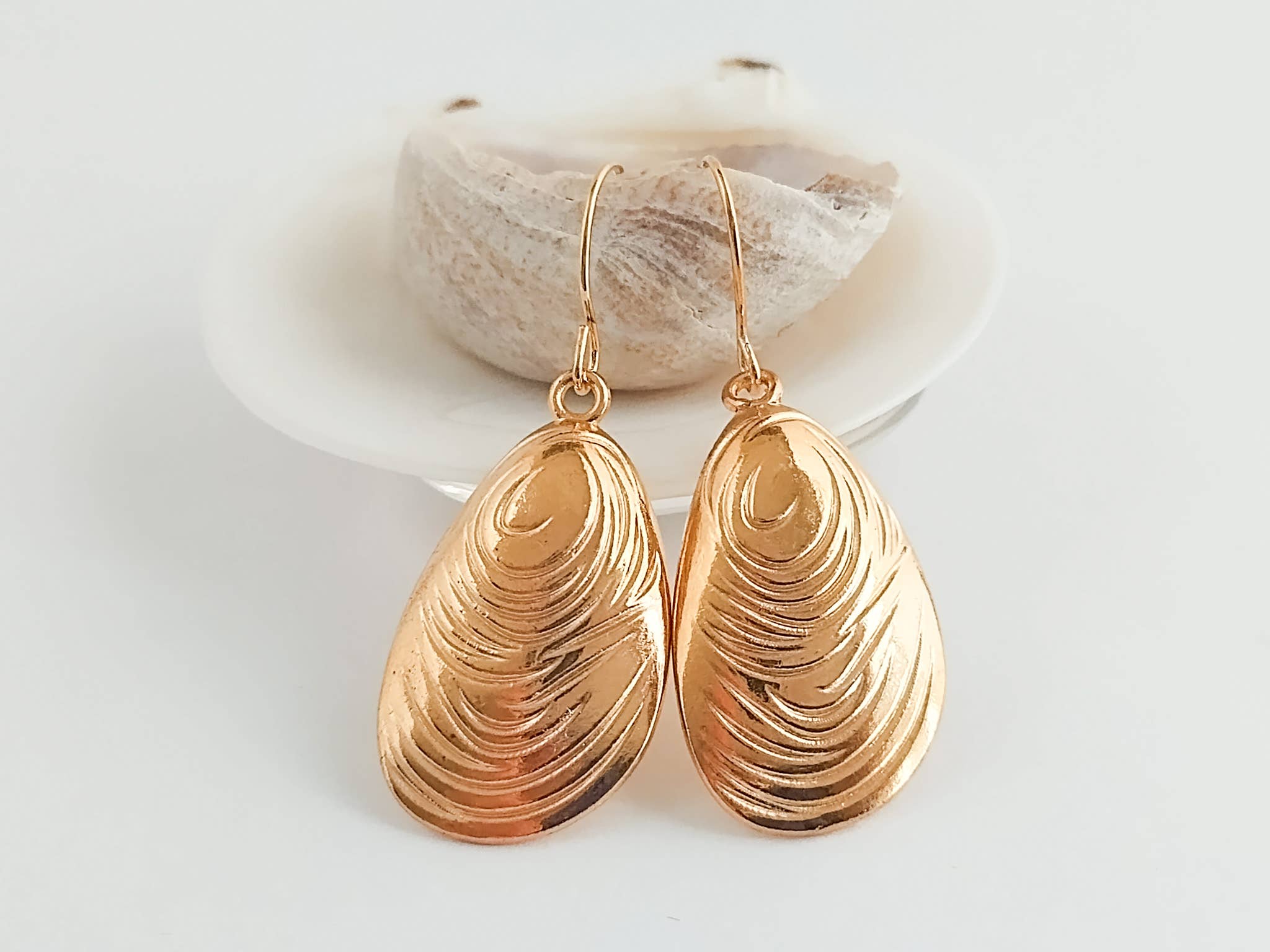 Piccadilly Pendants - Wholesale Dangle earrings - Mussel Shell Earrings, Nautical Earrings, Coastal Jewelry 7