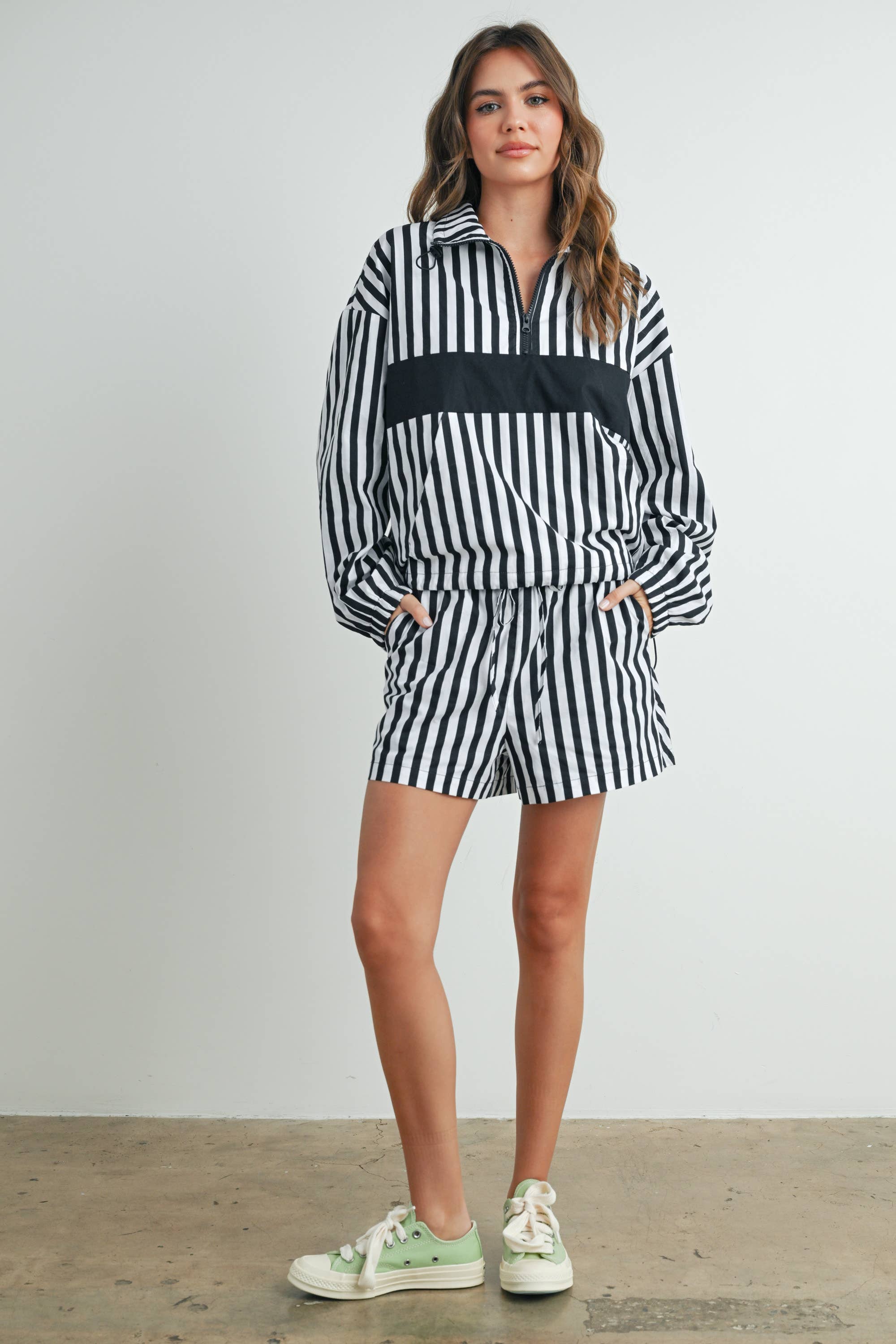 BUTTERMELON - Wholesale Sweatshirt - Women's - Drawstring Turtleneck Jacket - BMT753322