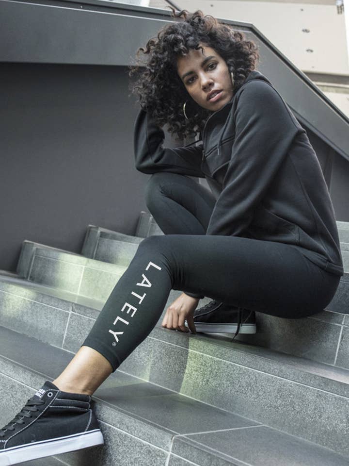 Problema estándar - Leggings para venta al por mayor de LATELY