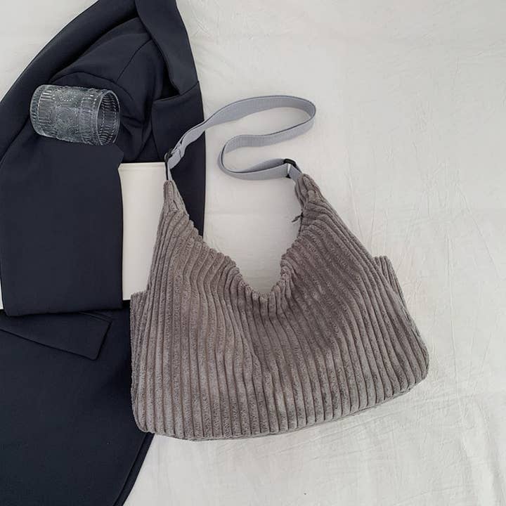 JOSSLYN by wall to wall – wholesale Axelremsväska – Dam – Corduroy casual quiltad axelväska | 40P5825