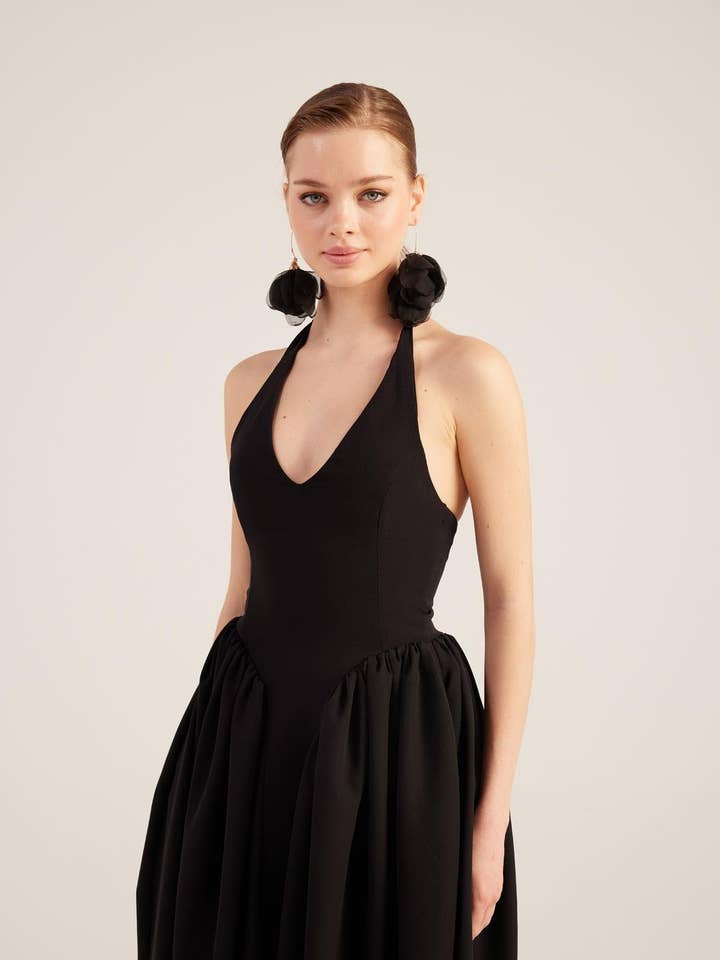 Ophelia Sort Prinsessestil Maxi Kjole for engroshandel hos Buy Me Fur