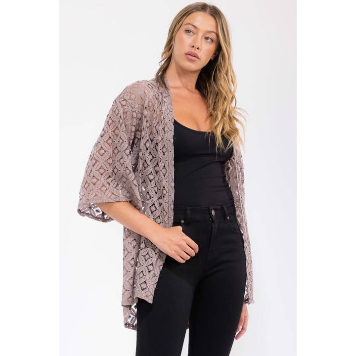 KANTEN KIMONO MET BLOEMEN voor wholesale door Perseption