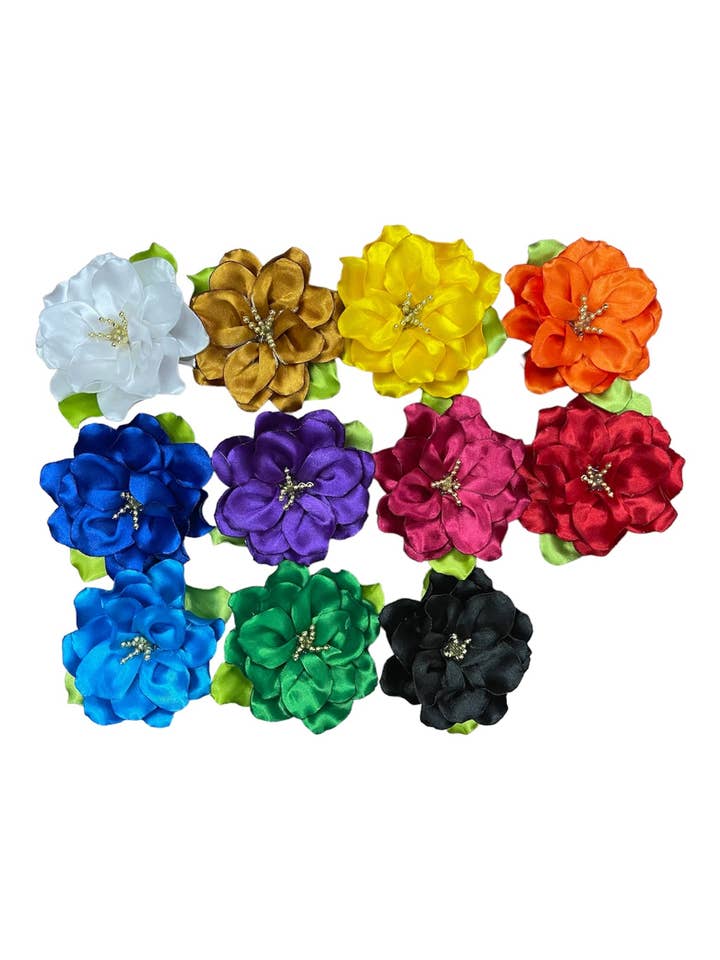 Handmade Sateen Floral Clip / 3 Inc W x 3 Inc L for wholesale by Cielito Lindo