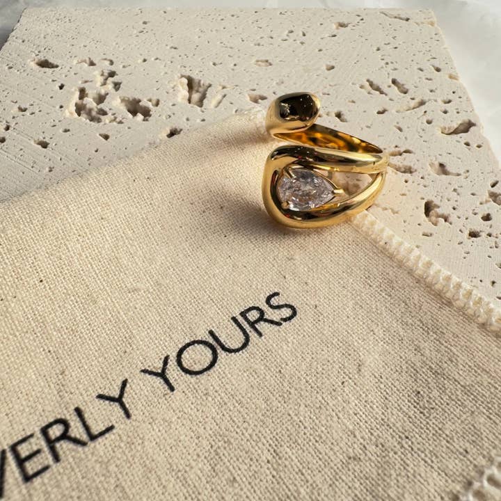 Everly Yours - Wholesale Cocktail/Statement Ring - Anaya Chunky Oval Diamond Ring