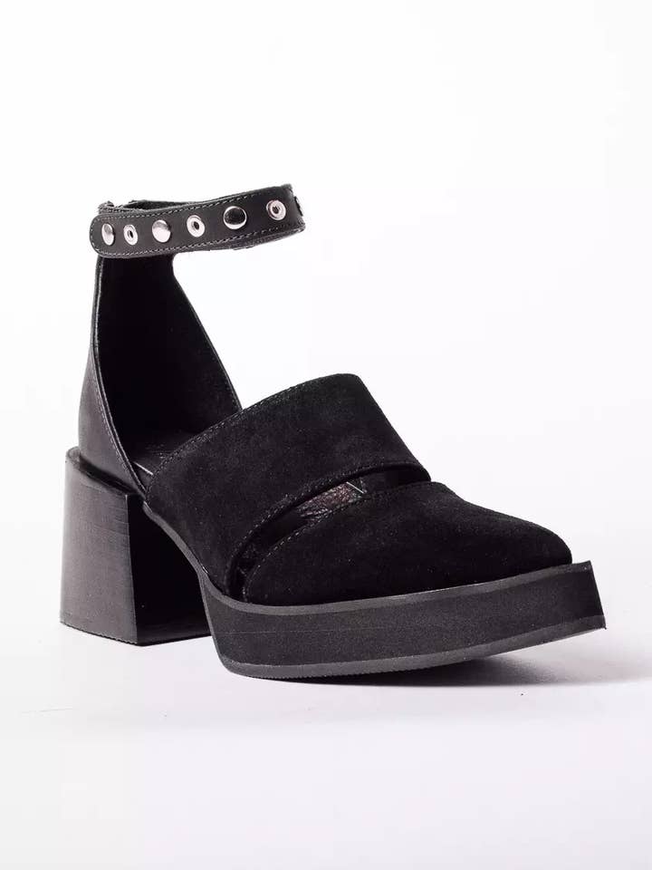 Escarpins Mary Jane à bout pointu Black Oh Margot pour la vente par Amén