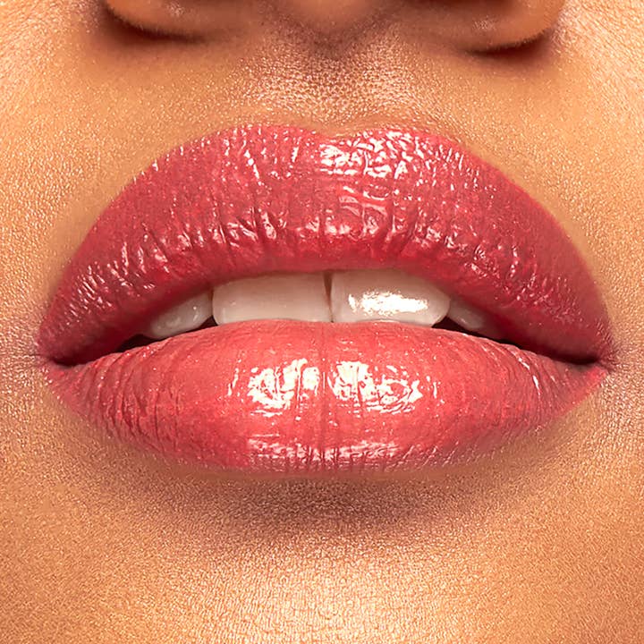 03 Fuji - Red Apple Creamy Lip Balm SPF15 GYADA - 7,4 ml per la vendita all'ingrosso da parte di Radici Erboristeria e Benessere