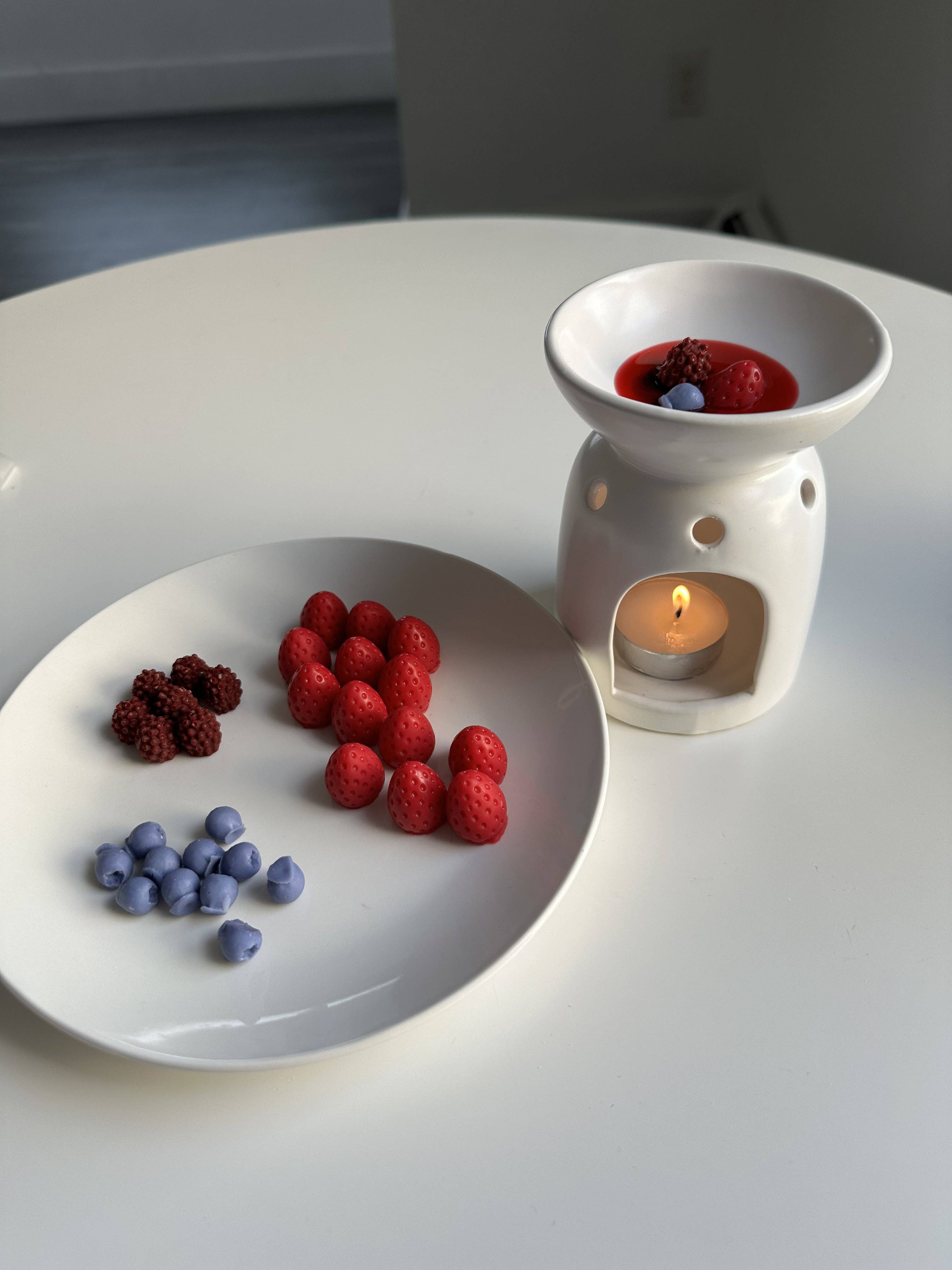 Sugar Candle - Vente Bougies piliers - Fondant Parfumé à la Fraise – tartelette de cire à la fraise & bougie dessert2