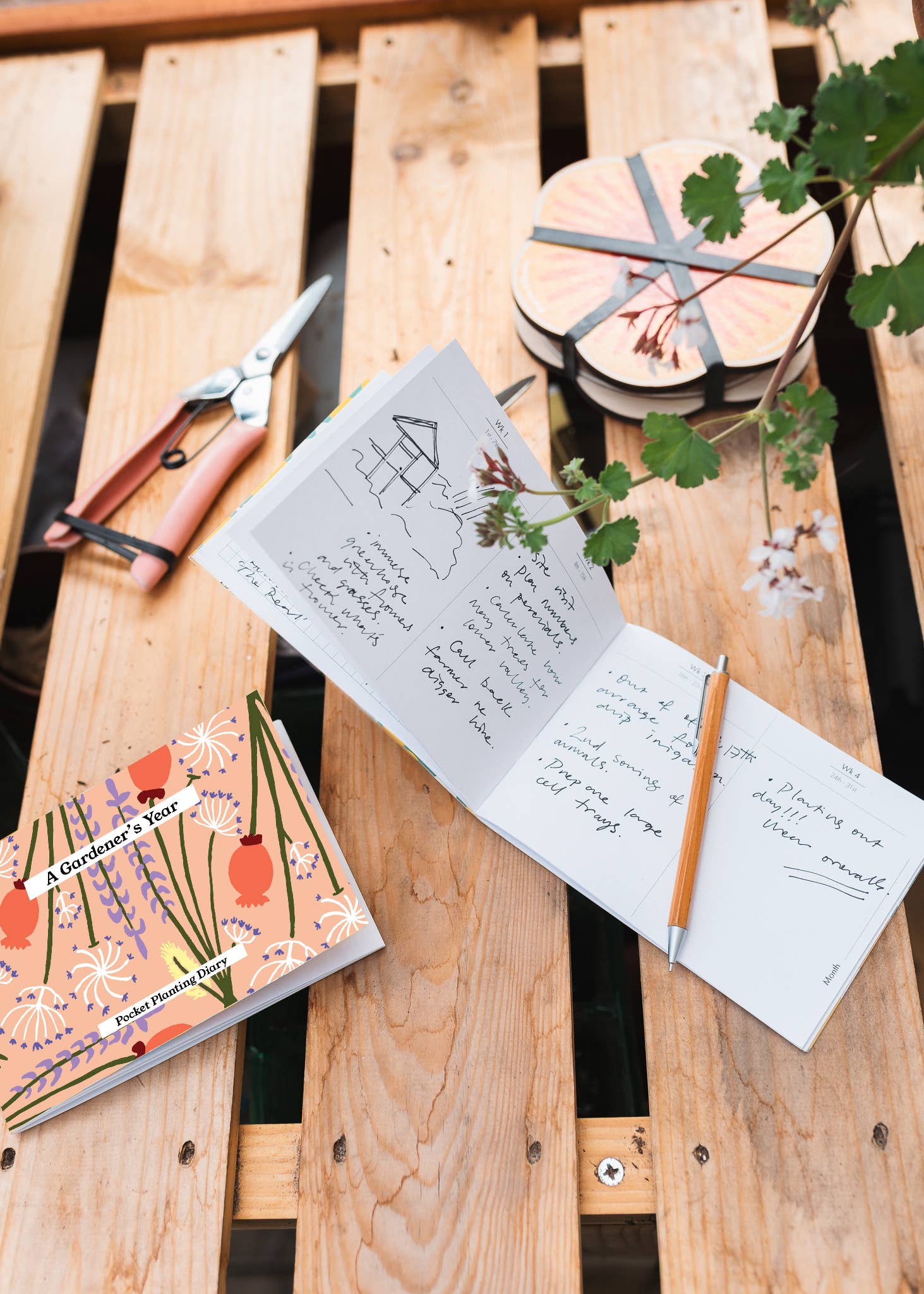 Studio Wald - UK Made – wholesale Journal/diary – Gardener's Diary - 'Dried' - Peach1