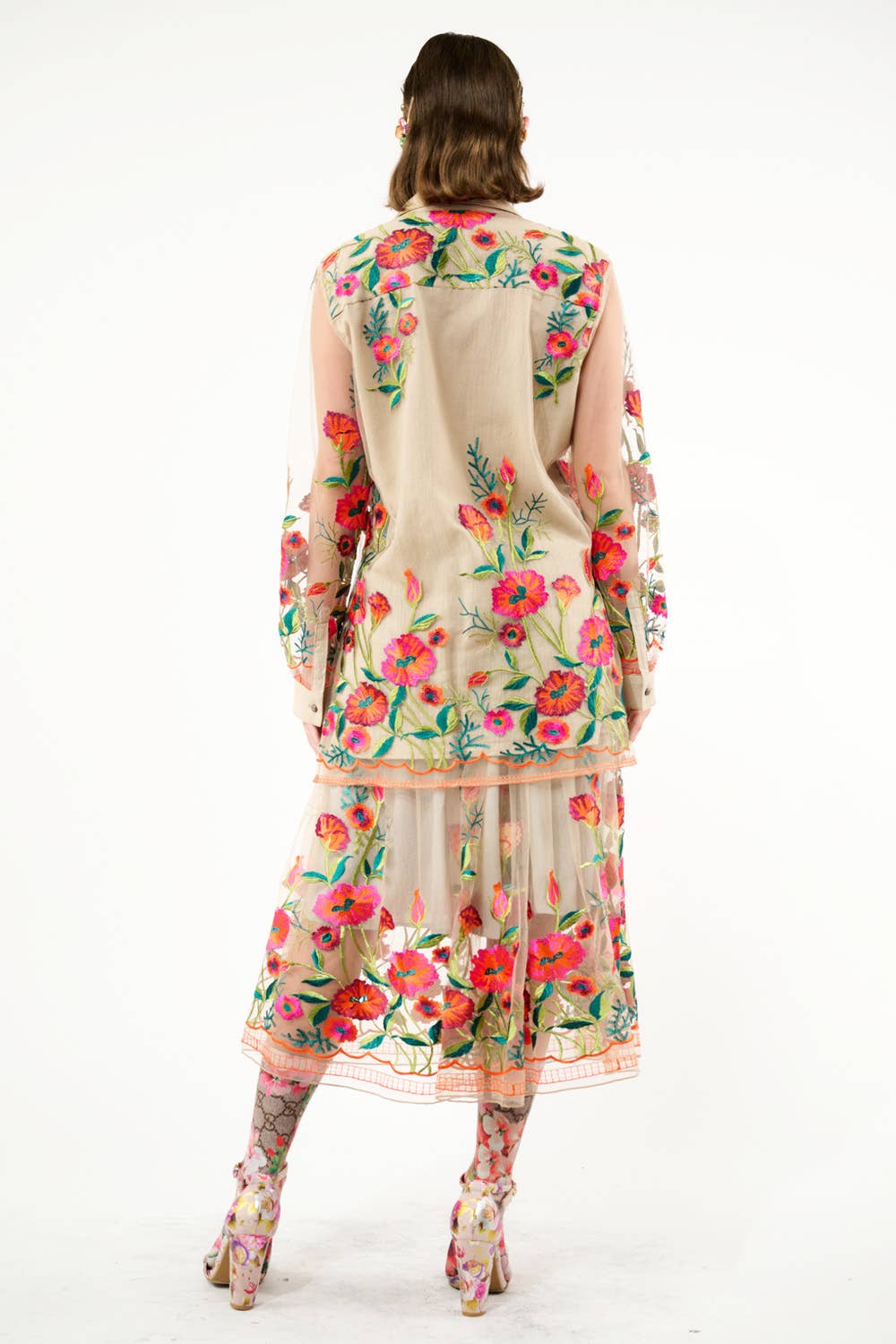 Blu Denim Camicia vintage con ricamo floreale di tulipani in vendita all'ingrosso su Faire18