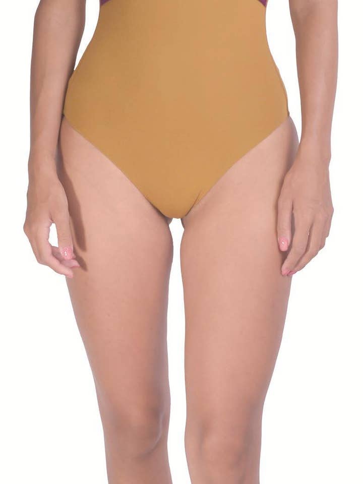 KRUISING KOSTUUM R1016 voor wholesale door Raggianti woman