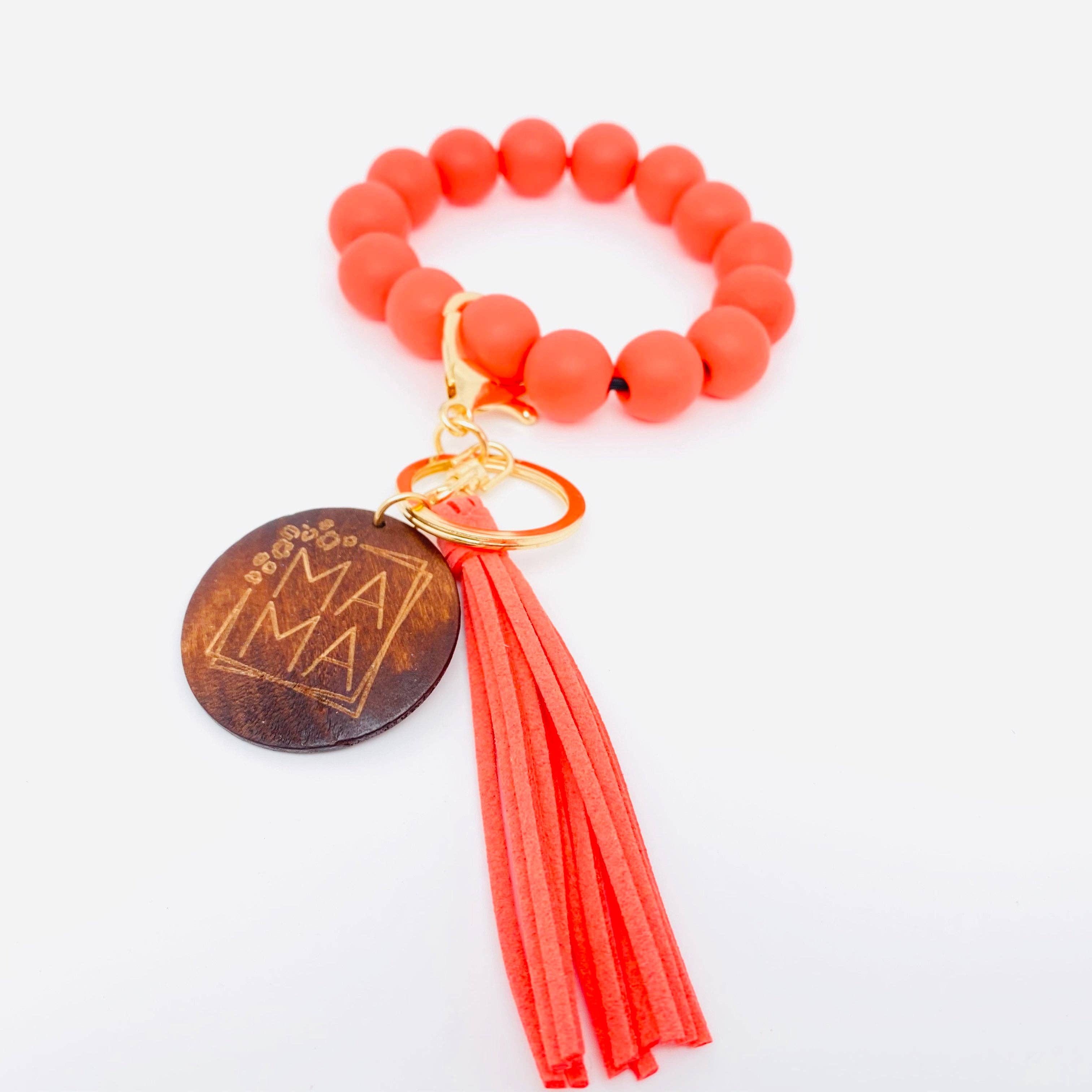 Mio Queena – Engroshandel Nøgleringarmbånd – MAMA vedhæng i træ med perler og elastisk armbånd til nøgler14