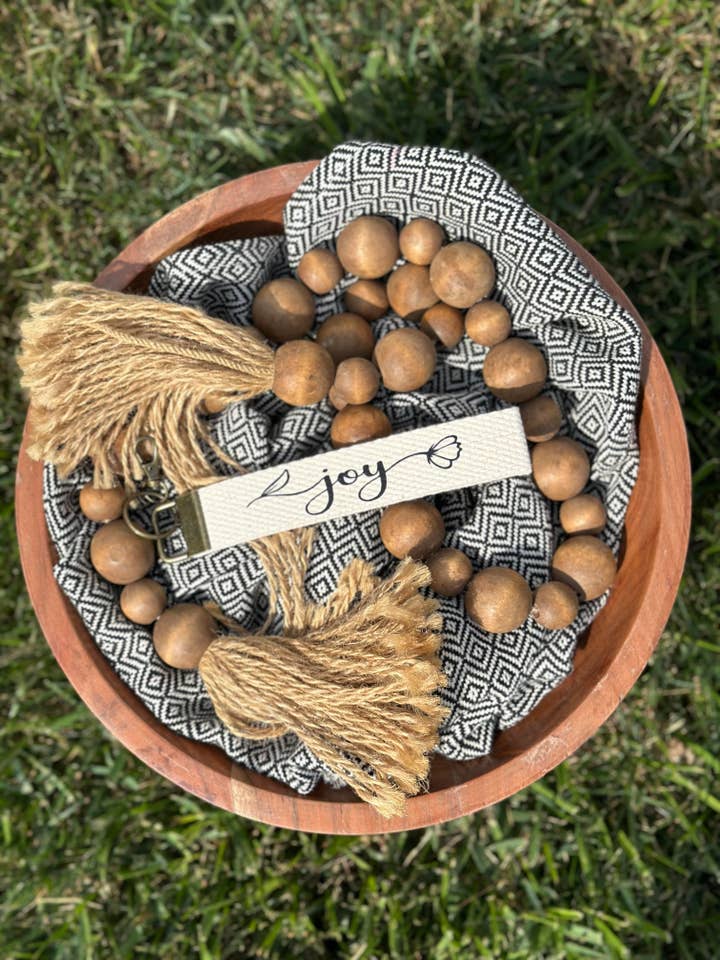 Llavero de pulsera, llavero, regalo inspirador para Christian- Joy para venta al por mayor de Only Grace Company