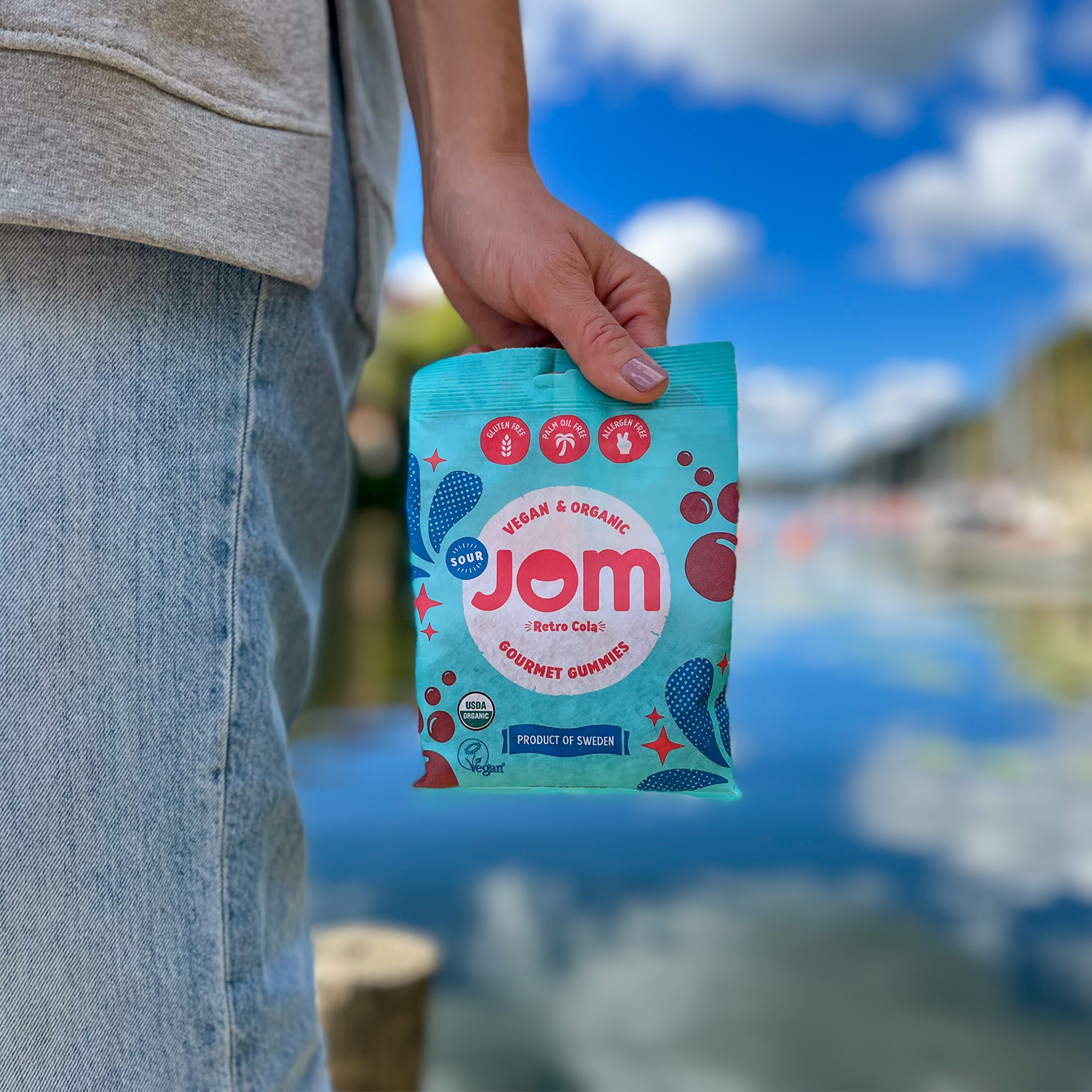 JOM - Wholesale Gummy - Swedish Organic and Vegan Sour Retro Cola Gummies5