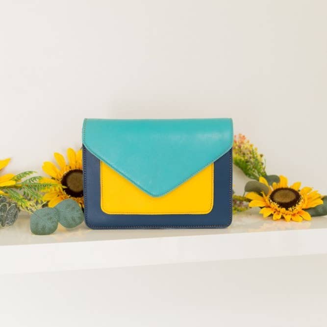 Miss Milly Limited - Wholesale Shoulder Bag - Women's - Kiara Plain Recycled Leather Handbag4