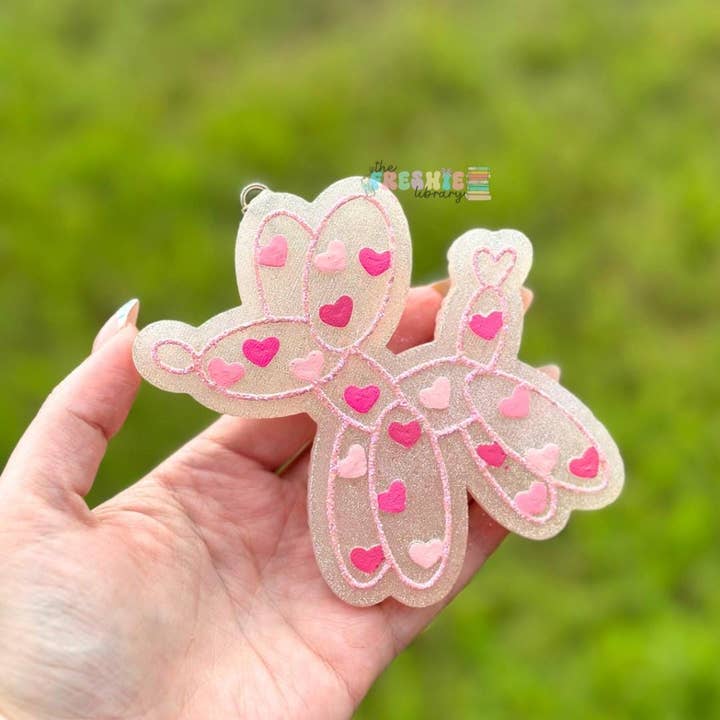 Chien Ballon Cœur Freshie pour la vente par The Freshie Library