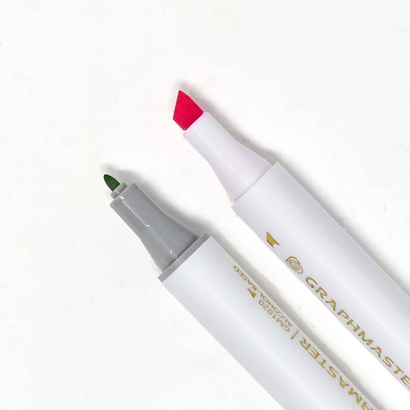 Coloring Your Own - Wholesale Marker - Color Your Own: 36-Piece Dual Tip Marker Pack4