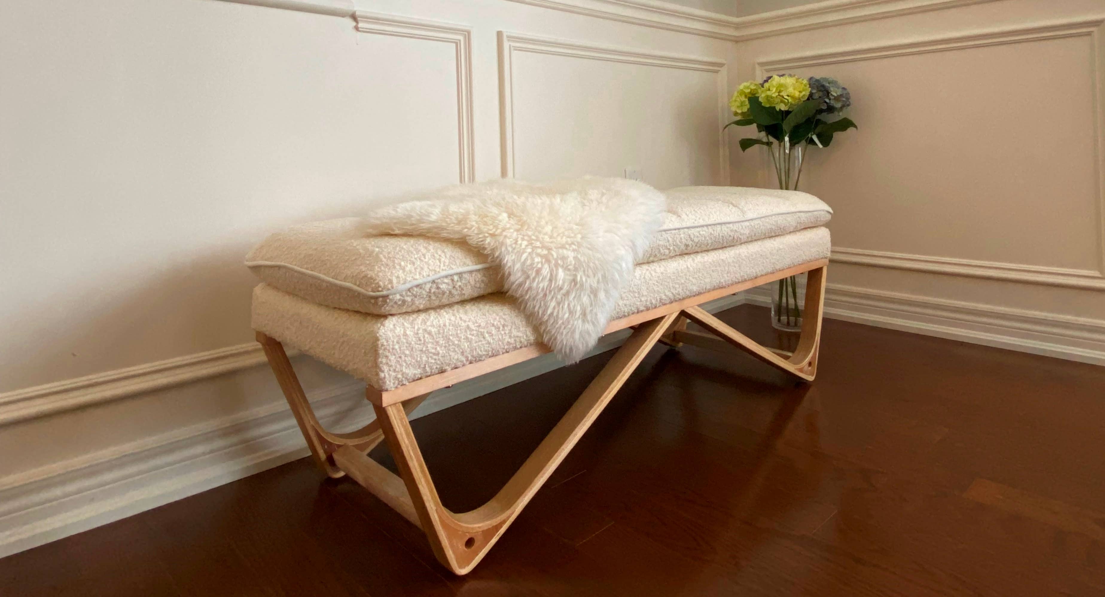 Seat4uhome - Vendita all'ingrosso Panche - Panca Hendrehaim Boucle imbottita con cuscino da 48"5