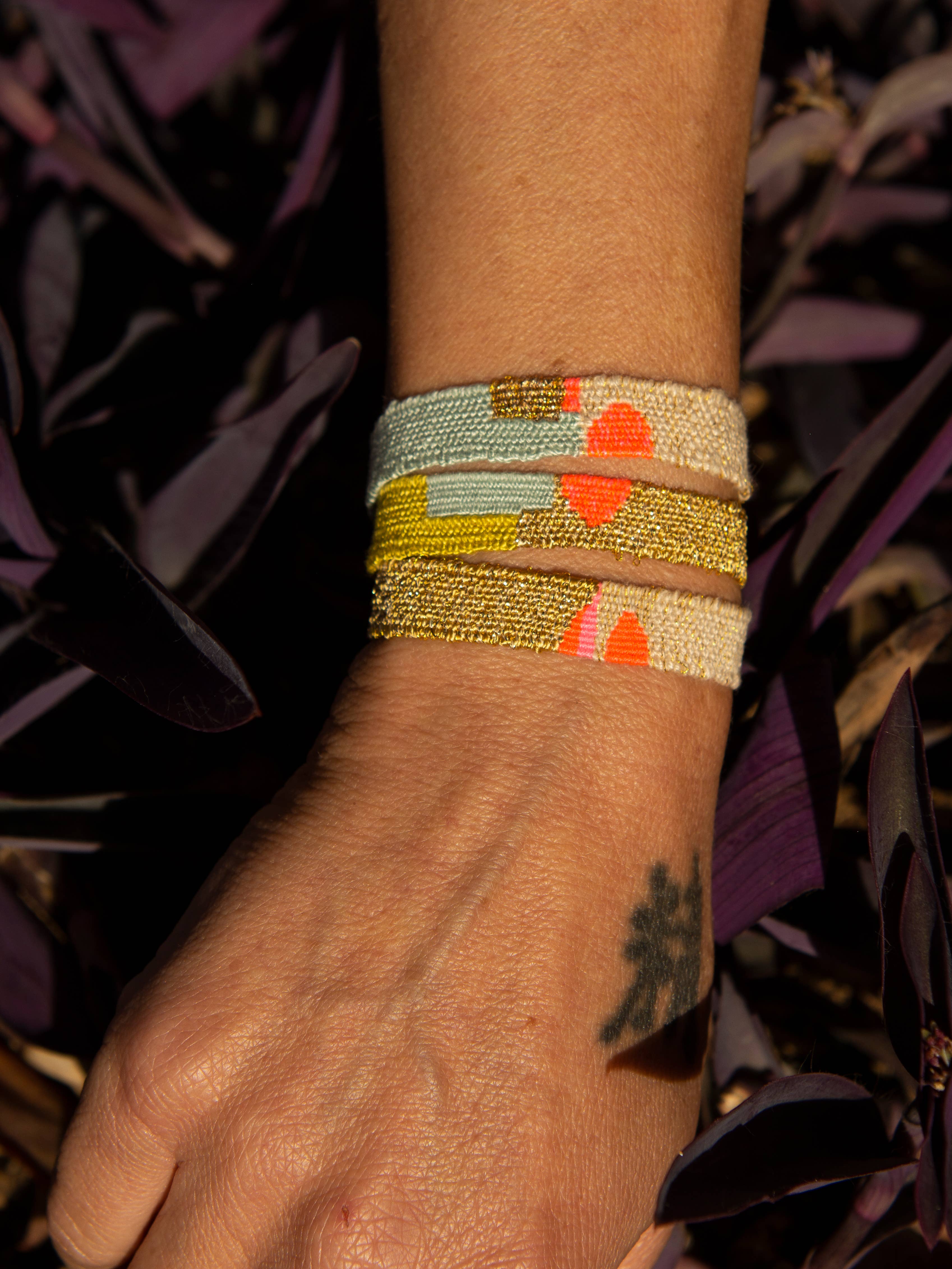 MURAVITO – wholesale Vävt/flätat armband – Mallorca #134 - unikt handgjort armband i textil5