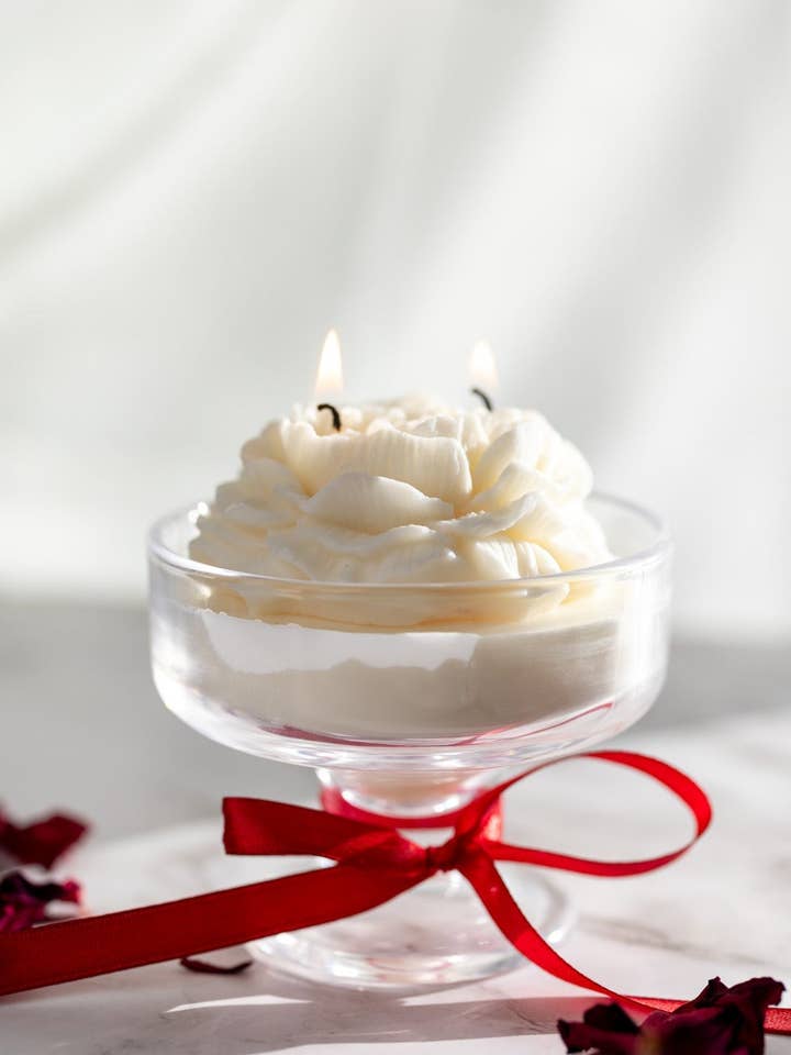 Handmade Flower Candle in Cocktail Drink Glass – Floral Soy Candle Home Décor Gift for wholesale by MySunshineCandless