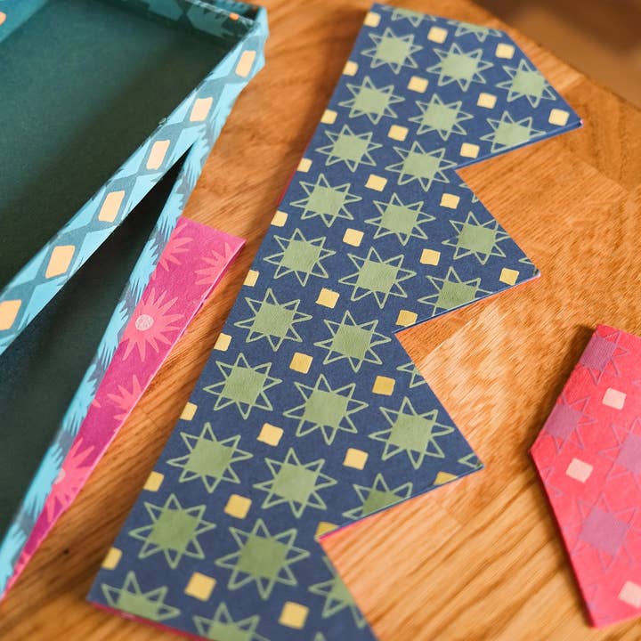 East End Press - Venta al por mayor Sombreros/coronas de fiesta - Coronas de Papel Azul4