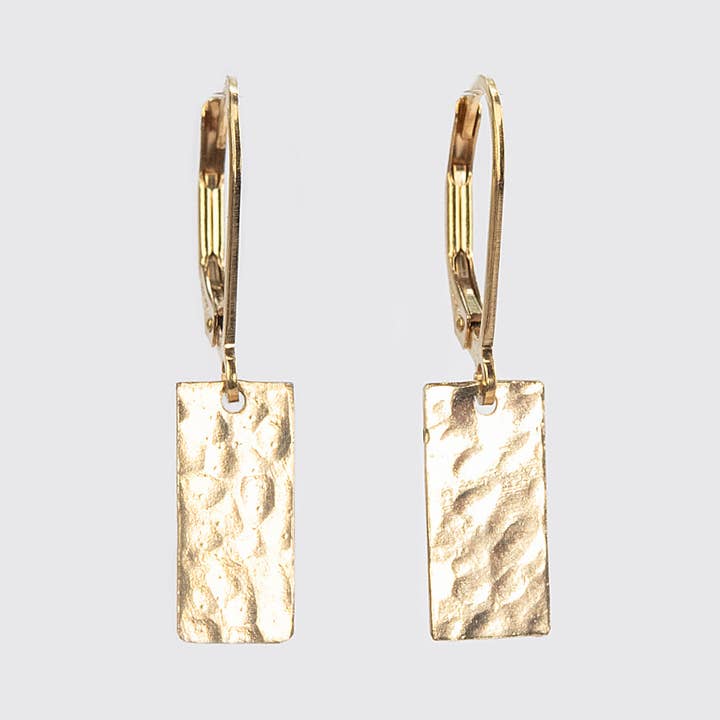 Boucles d'oreilles - Petites boucles d'oreilles rectangulaires martelées avec crochet pour la vente par Lazy Maisie Creates