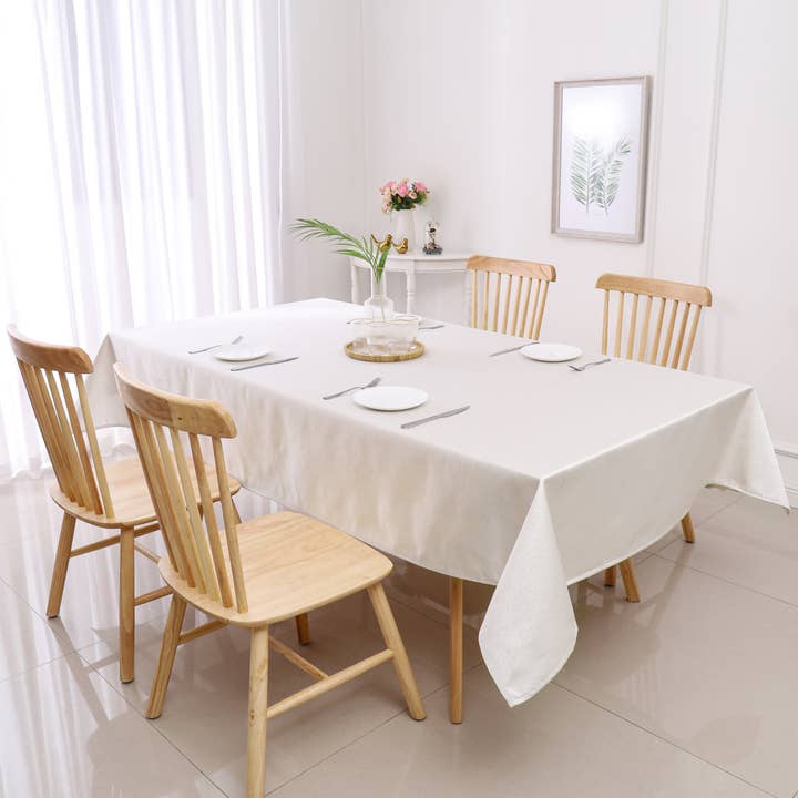 Tablecloth Jacquard TC1336-70180 for wholesale by Majestic Giftware Inc