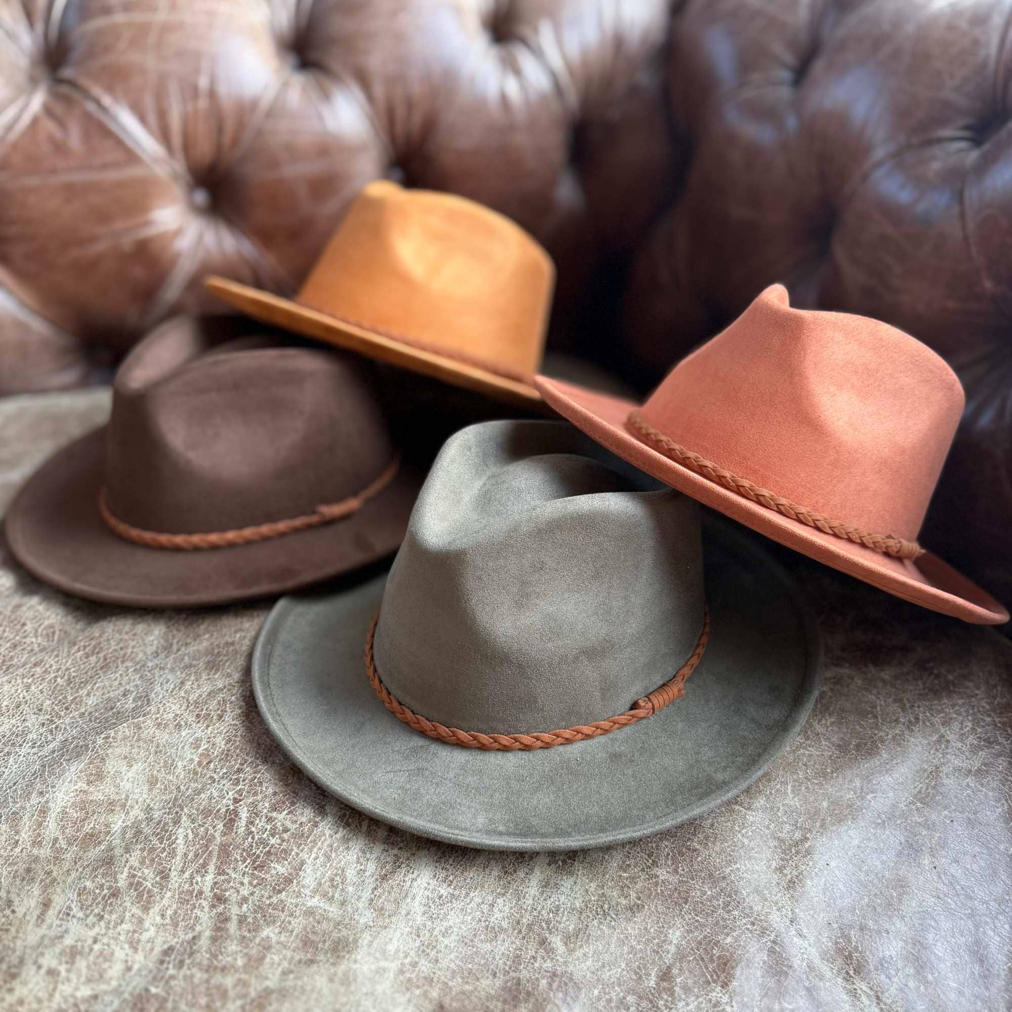 Queens INC - Wholesale Hat Accessory - Women's - Stiff Brim Rancher in  Suede Hat W/ Braided Suede Belt4