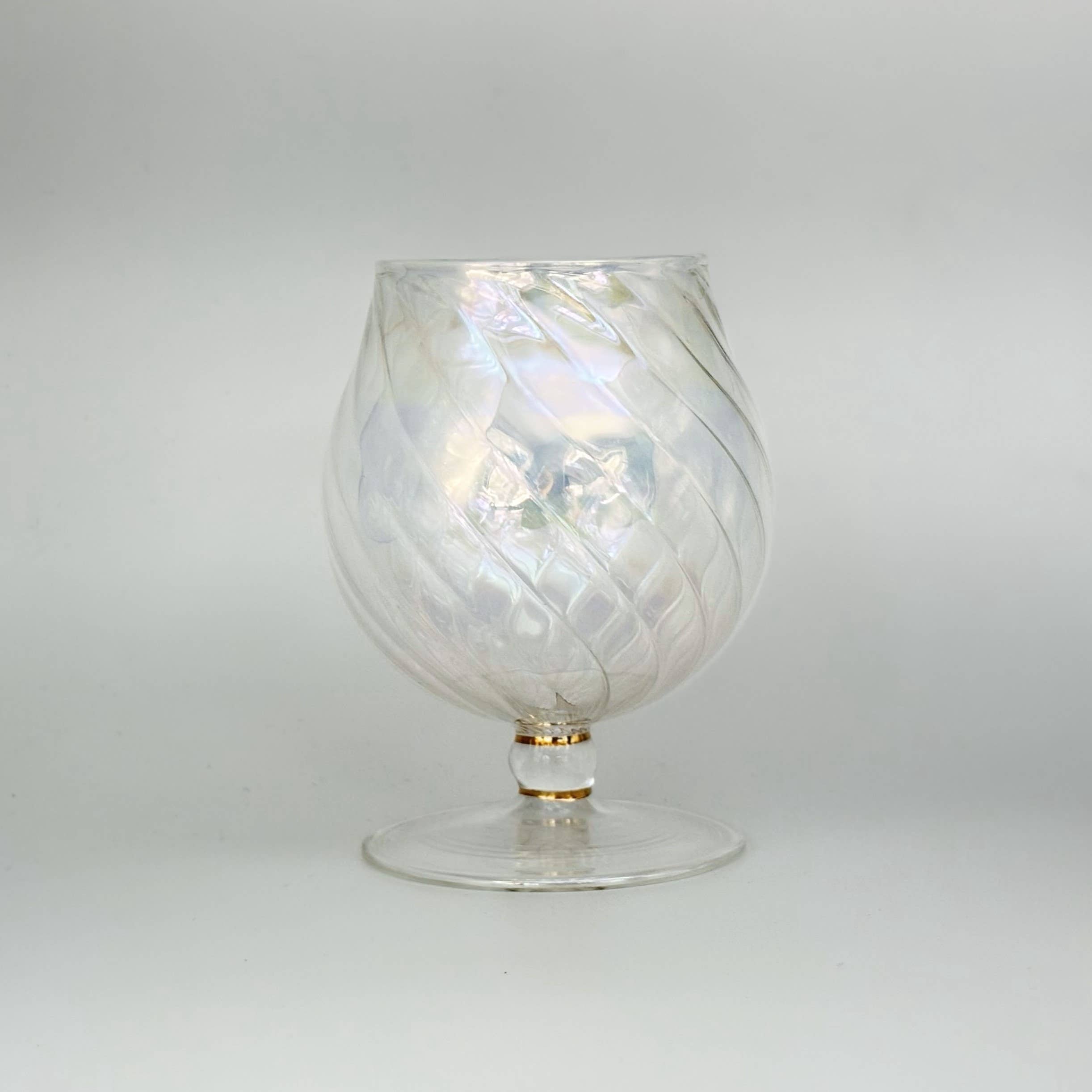Dandarah (Ships from USA) - Wholesale Cocktail/Liquor Glass - Blown Glass Cognac Glass - Iridescent2