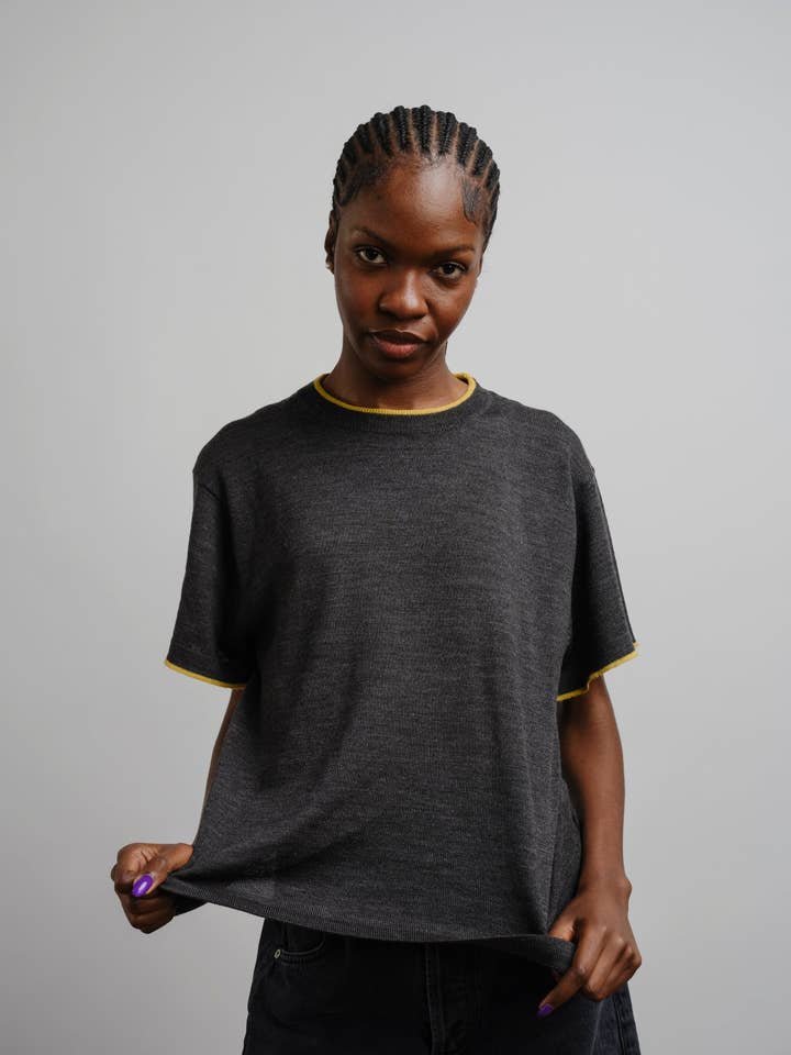 The Endery - Wholesale T-Shirt - Women's - Classic Merino Oversized Tee - Carbon