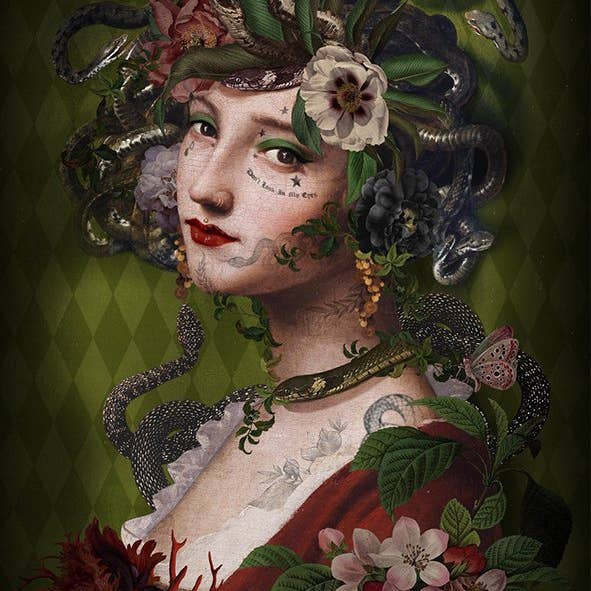 HANGING 144 MEDUSA for wholesale by Voglio Bene