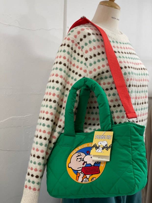 Little Light - Wholesale Shoulder Bag - Women's - Premium Snoopy Quilted Shoulder Bag14