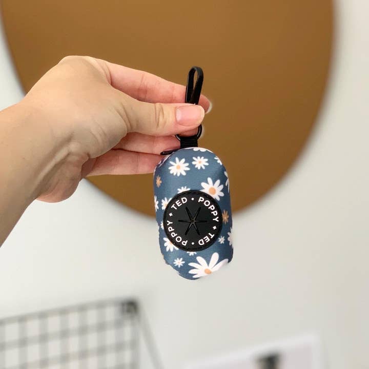 Walk + Wear | Poop Bag Holder | Daisies for wholesale by Poppy + Ted