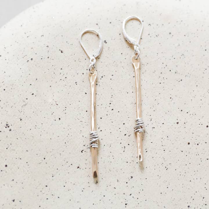 Sparky Silver insvept guld Bar Stam Örhängen för wholesale av Freshie & Zero