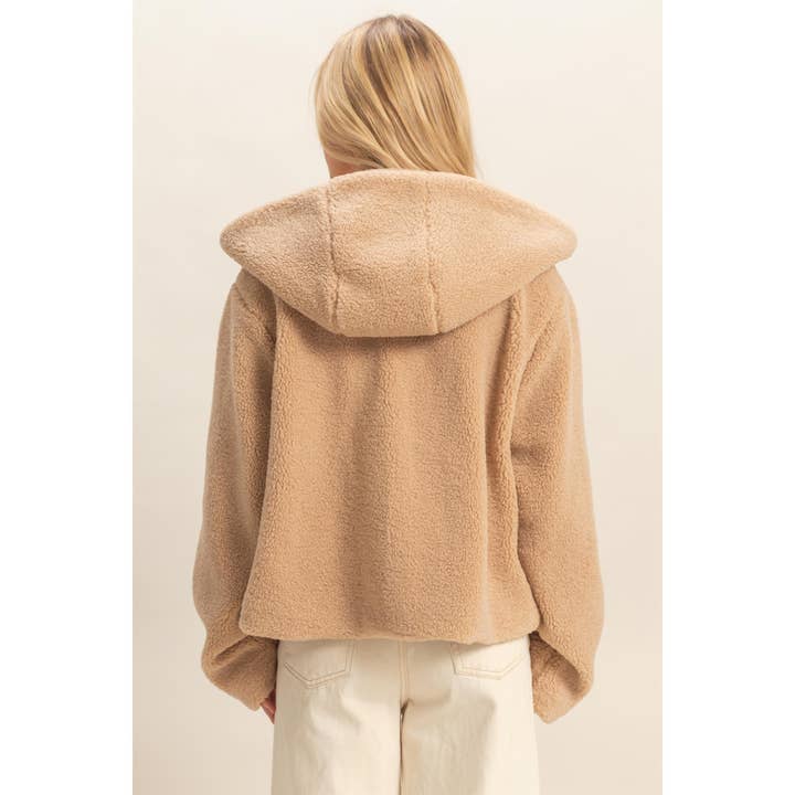 HYFVE - Wholesale Jacket - Women's - Toggle Clasps Detailed Hooded Sherpa Jacket4