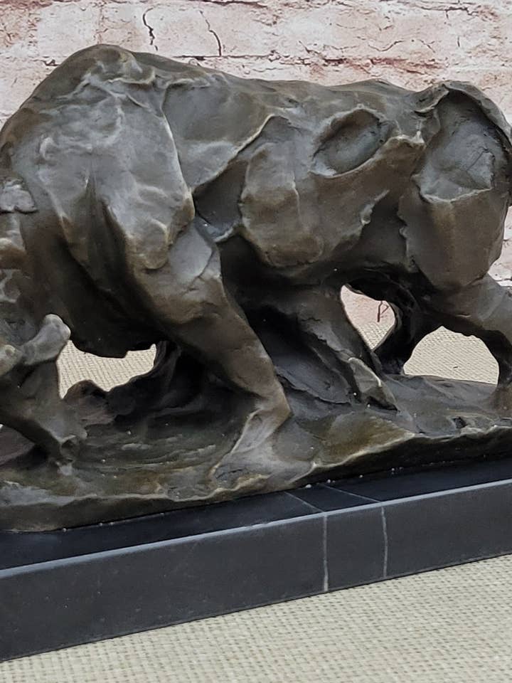 Grote abstracte moderne kunst opladen stier bronzen sculptuur marmeren basisbeeldje voor wholesale door Bronzhaus