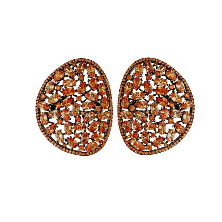 Orecchini a perno ovali in pizzo, colore: Champagne per la vendita all'ingrosso da parte di JCM London