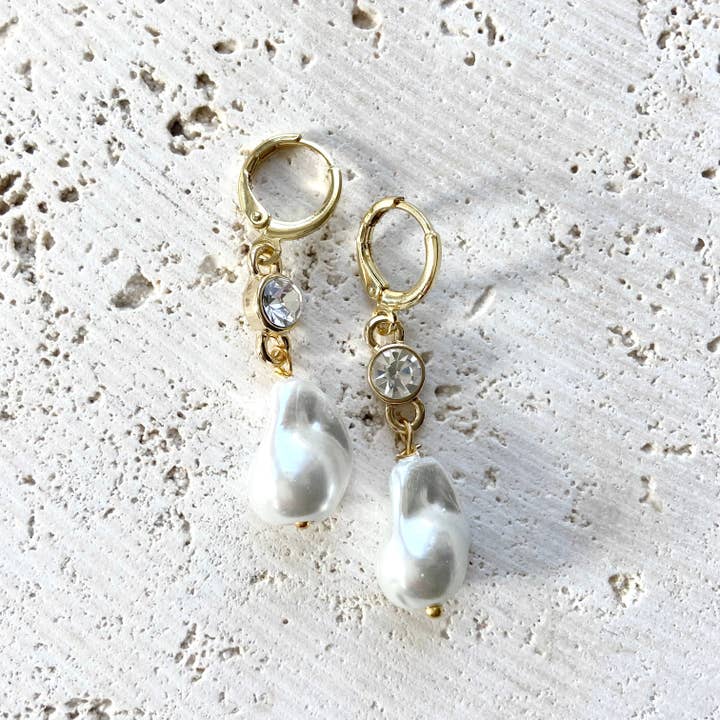 VB&CO Designs Handmade Jewelry - Wholesale Dangle Earrings - Baroque porcelain pearl earrings 1