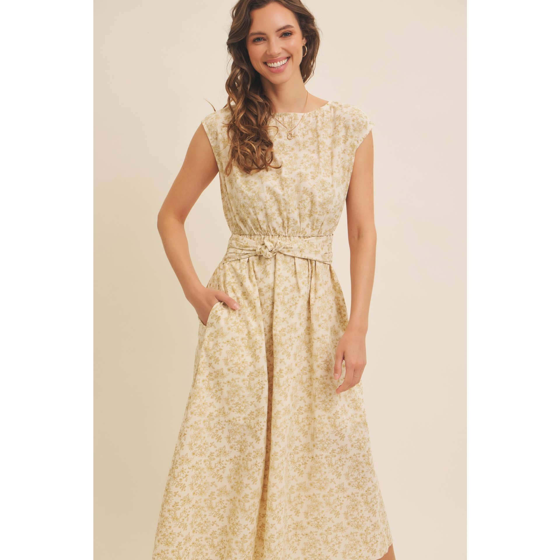 in february - Wholesale Dress - Women's - BOAT NECK PLEATED SLEEVELESS FLORAL MIDI DRESS1