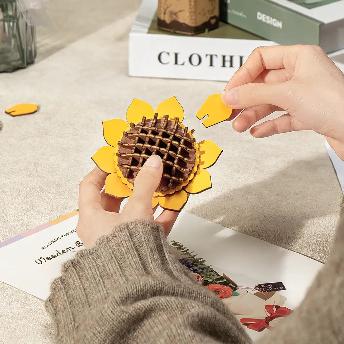 Hands Craft - Wholesale Puzzle - Kids - 3D Wooden Flower Puzzles: Sunflower4