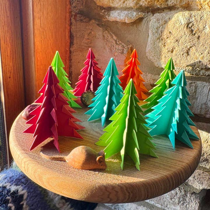 Elf Kendal Hippies – wholesale Christmas decoration – Origami Christmas tree 7cm tall, handmade by Honor Shen uk3