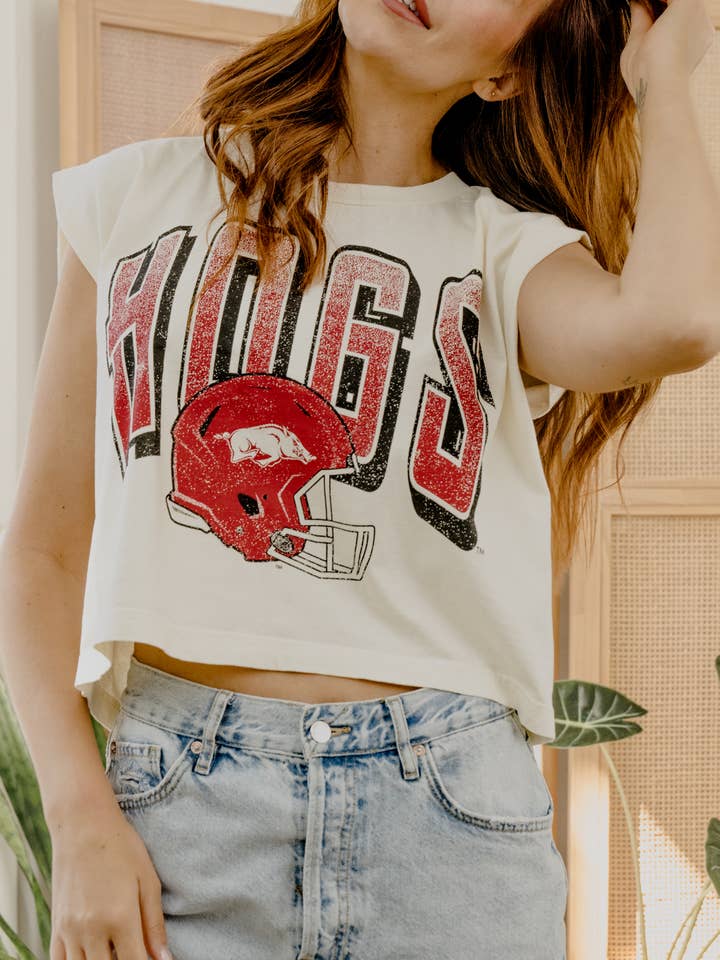 Débardeur Arkansas Razorbacks Helmet Fade Off White pour la vente par LivyLu