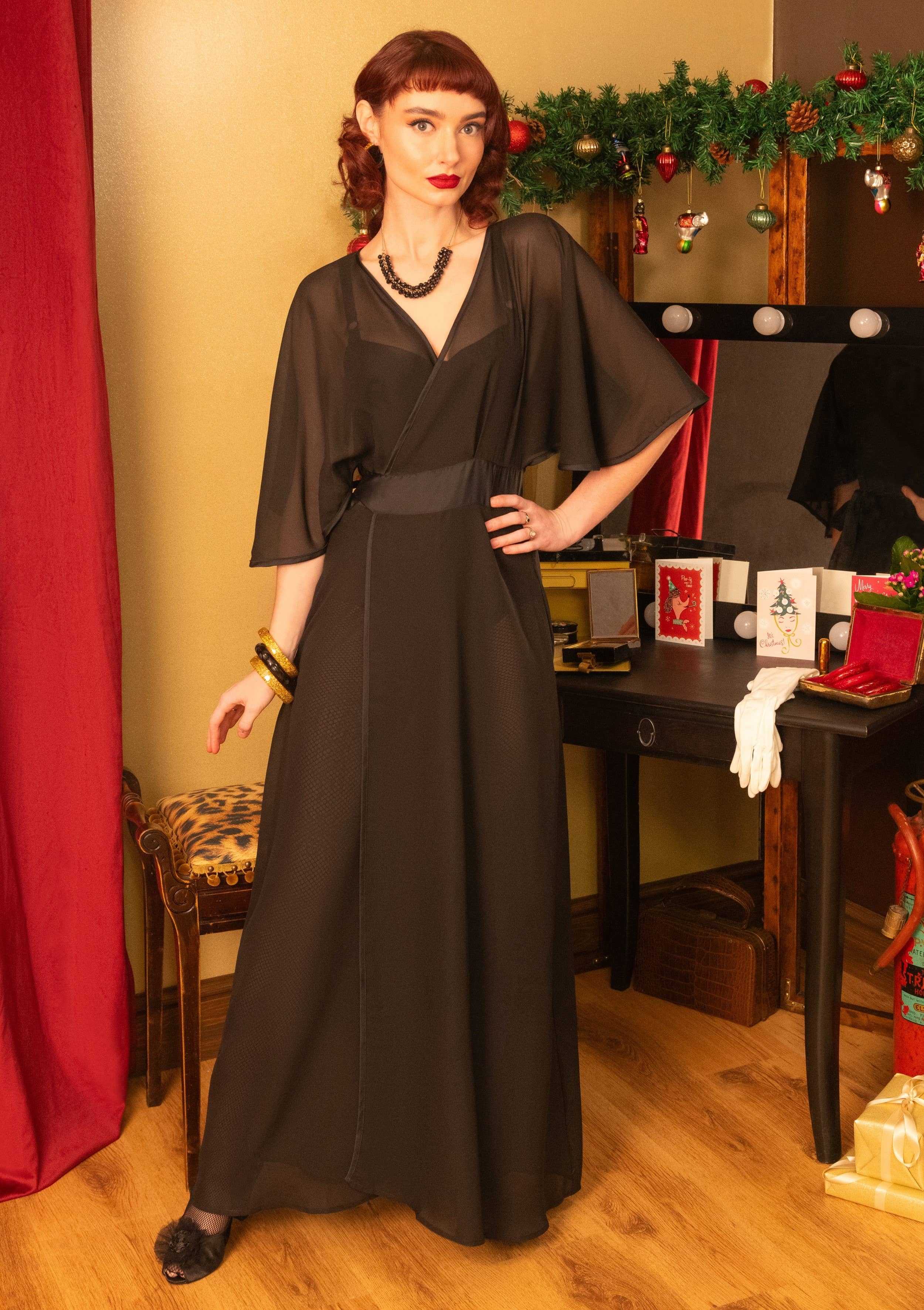 What Katie Did - Wholesale Robe - Women's - 1930s Sheer Lounging Robe L80162
